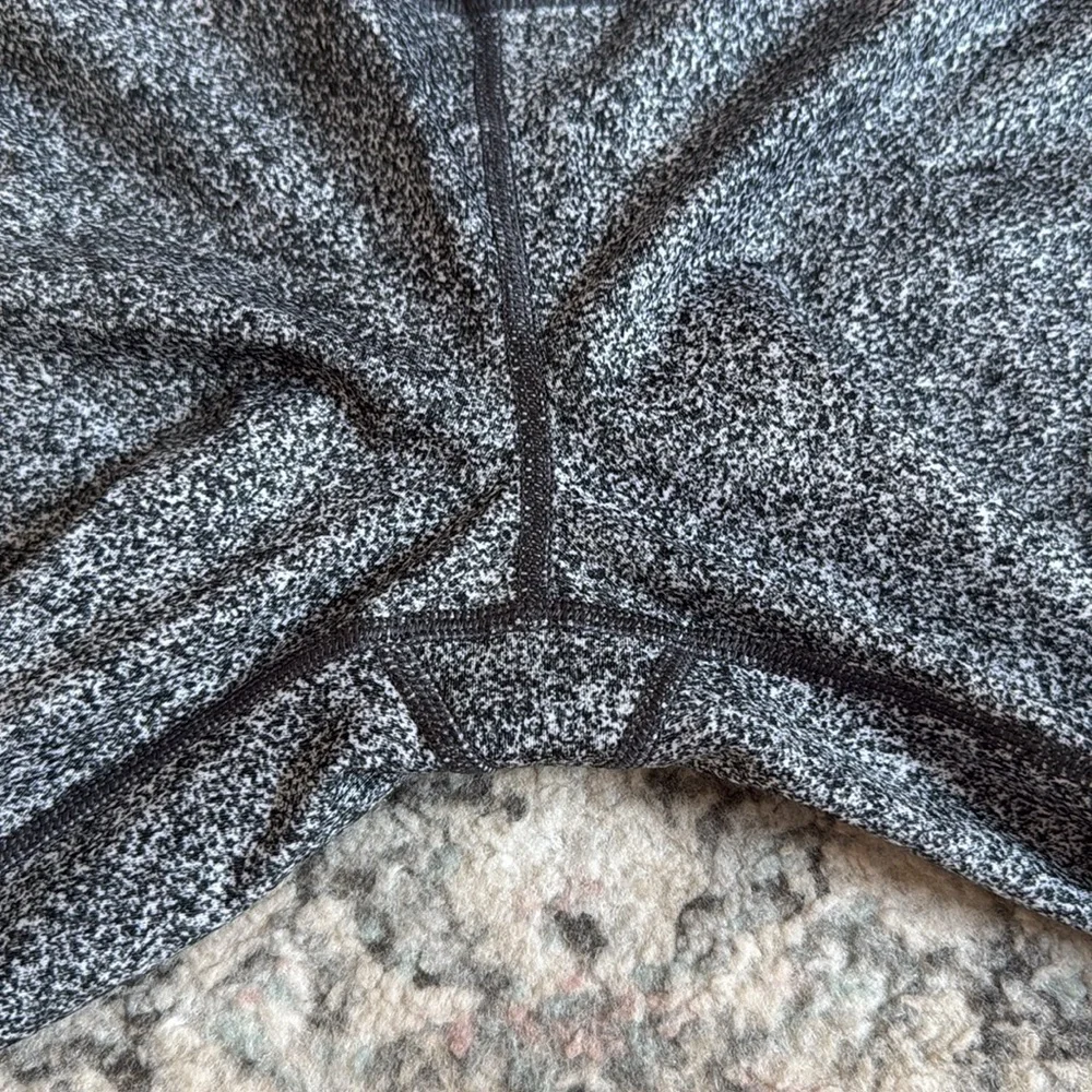 Lululemon Wunder Under Leggings - Picture 3 of 11